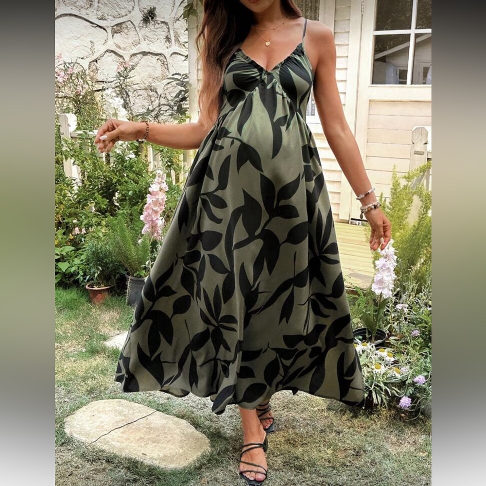 SHEIN Maternity Dress in Olive Green and Black Leaf Print Dress XL